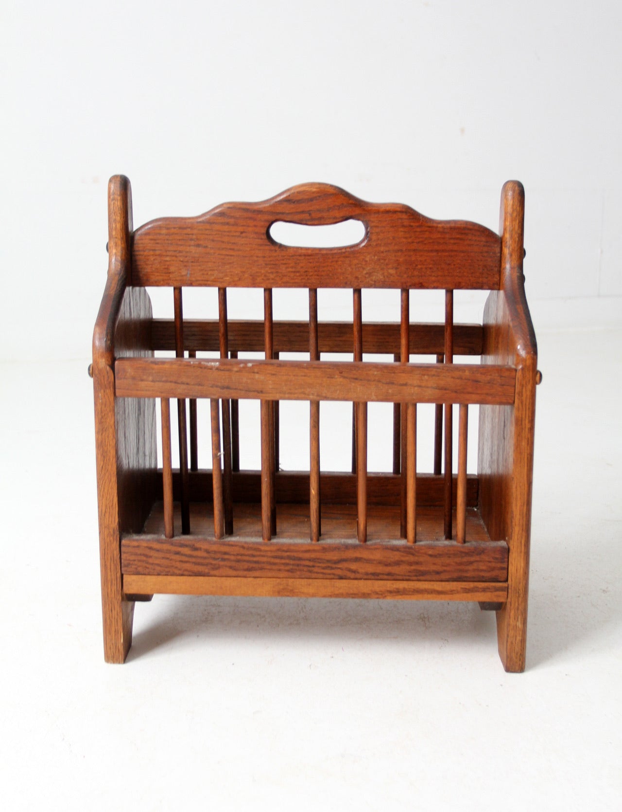 vintage wooden magazine rack – 86 Vintage