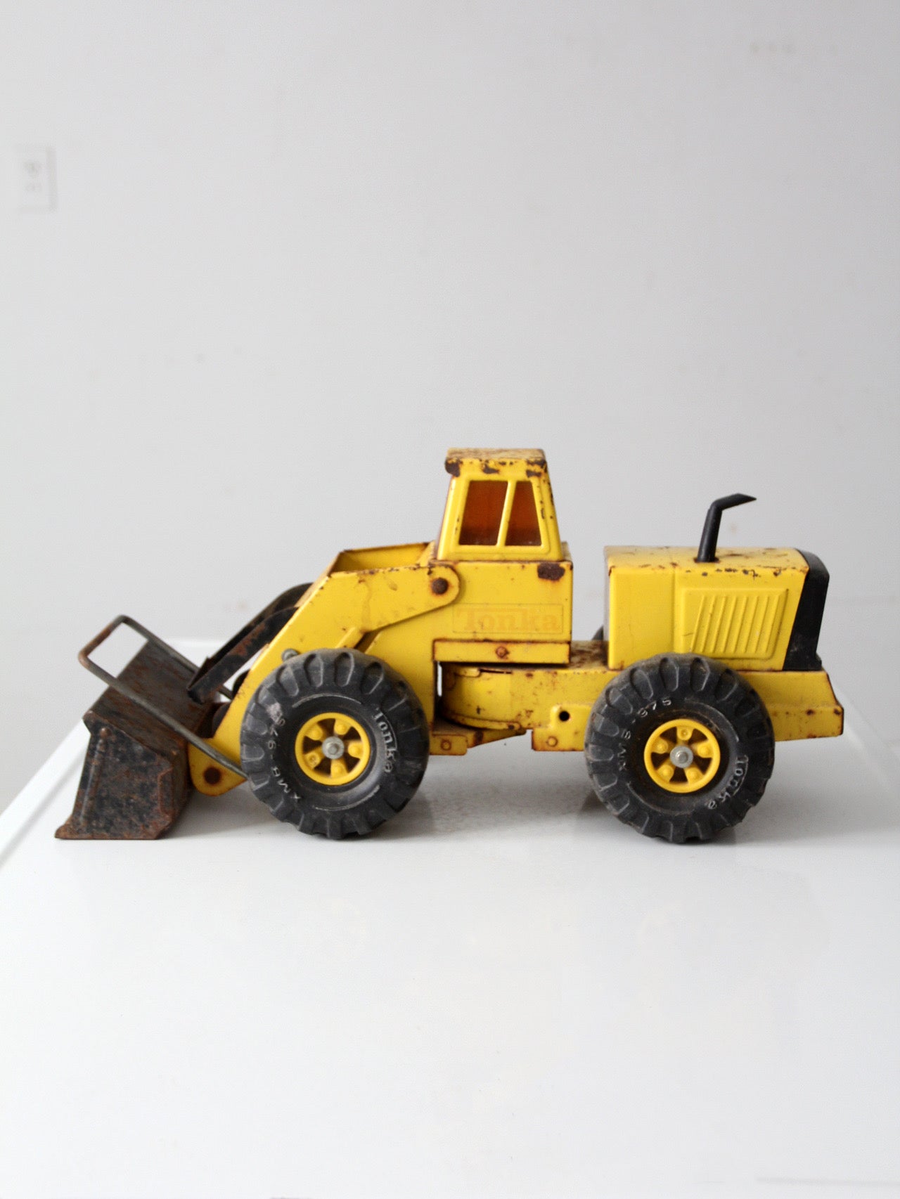 early 1970s Tonka Mighty Loader toy truck