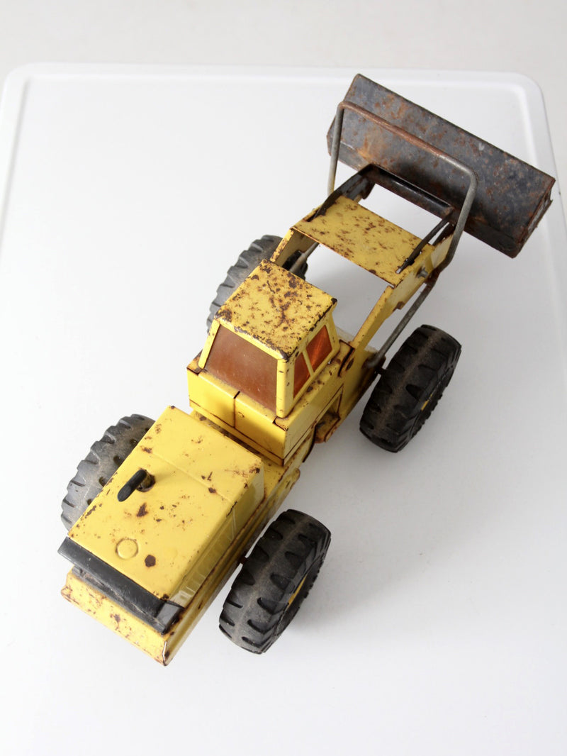 early 1970s Tonka Mighty Loader toy truck