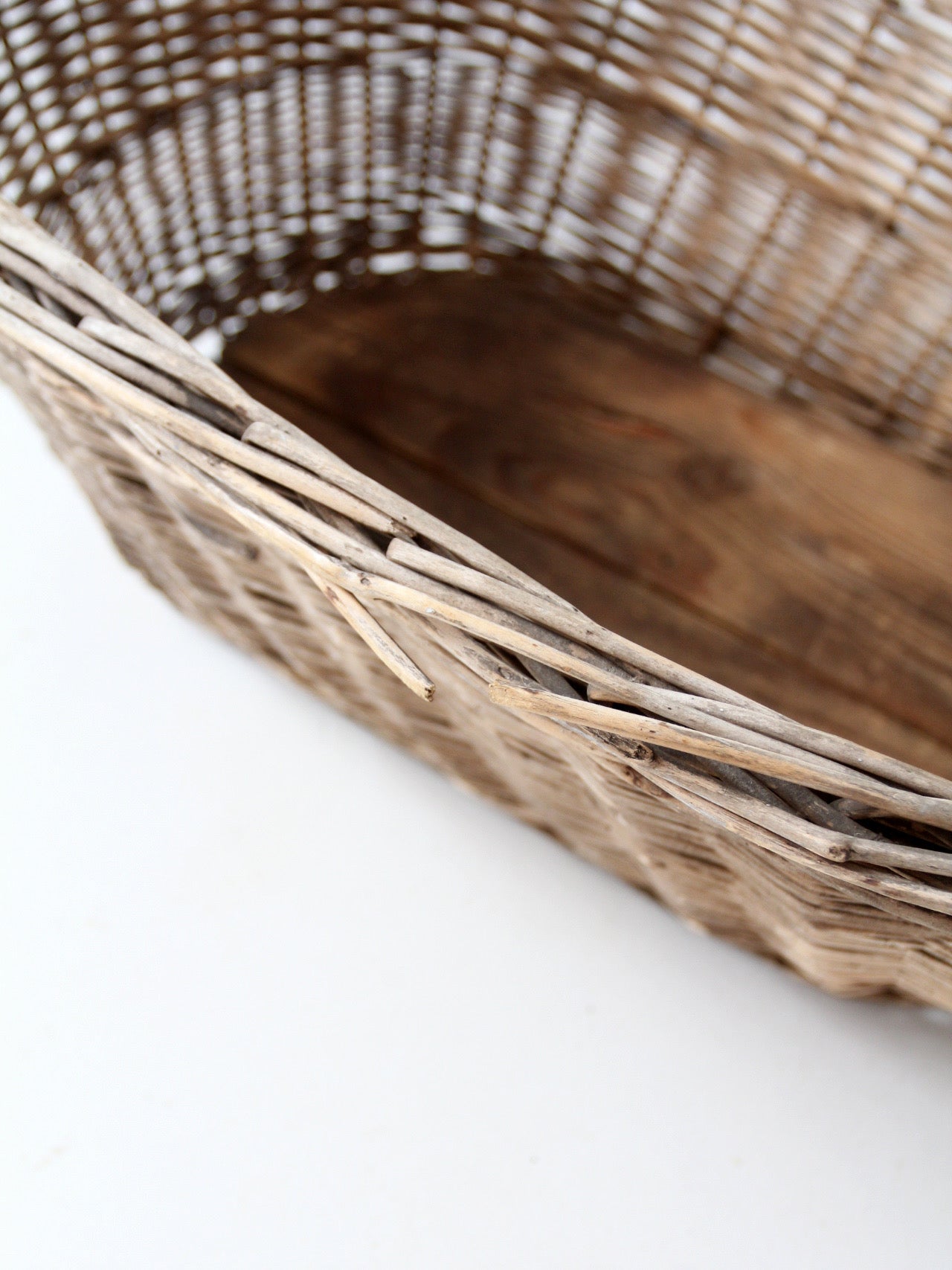 antique French country wicker laundry basket