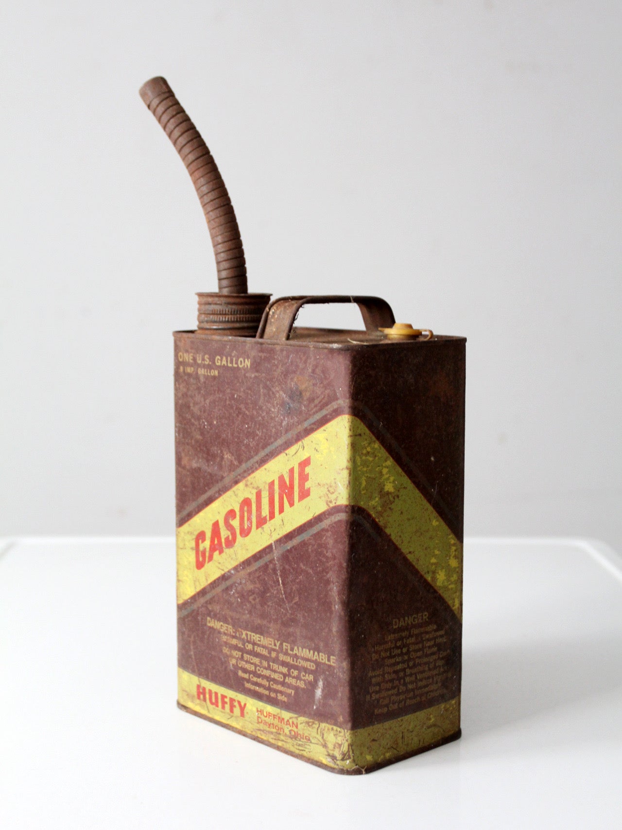 vintage Huffy one gallon metal gas can
