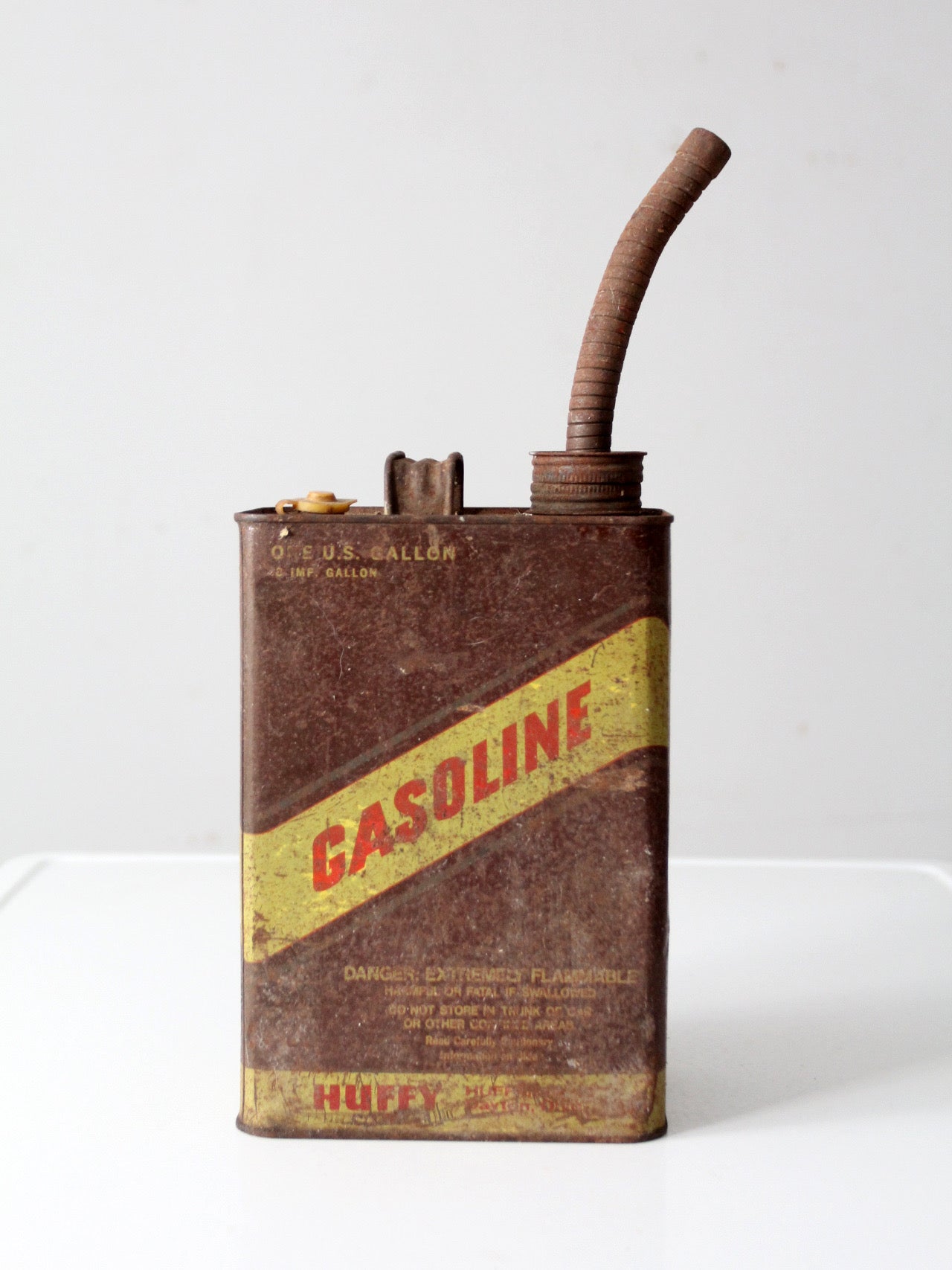 vintage Huffy one gallon metal gas can