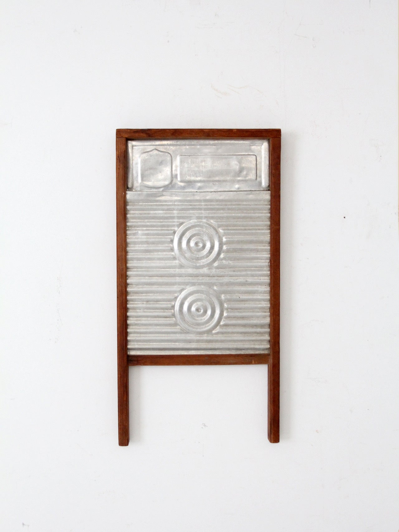 1940s Hand-E Magic Circles washboard