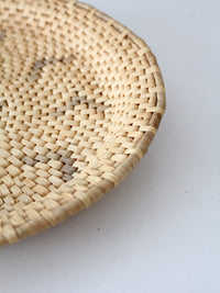 vintage handwoven Southwestern basket tray