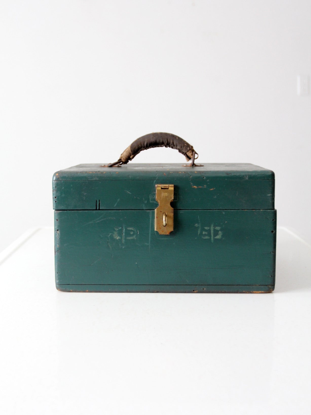 vintage painted wood tool box – 86 Vintage