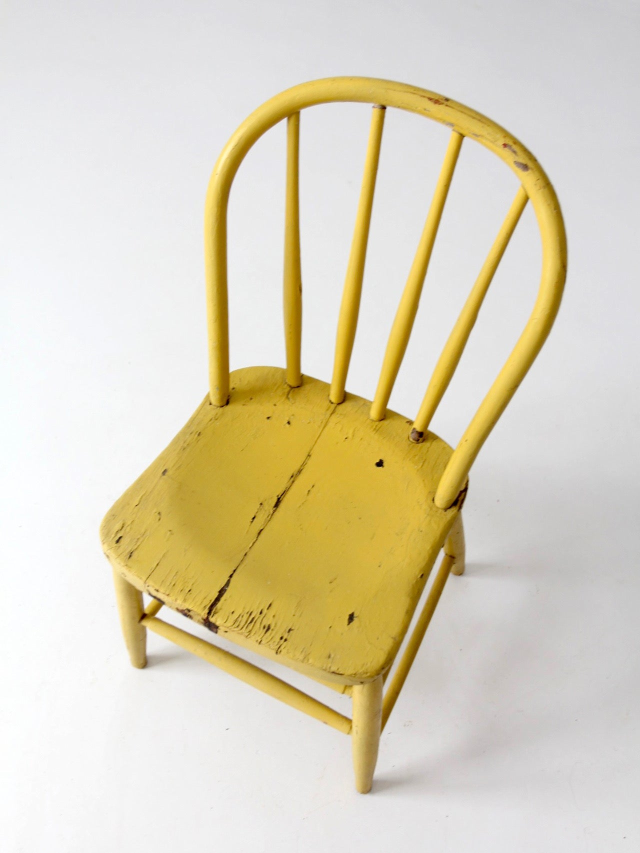 antique yellow painted Windsor spindle back chair