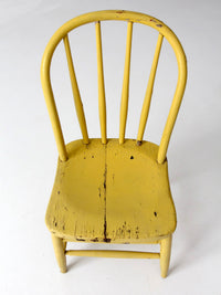 antique yellow painted Windsor spindle back chair