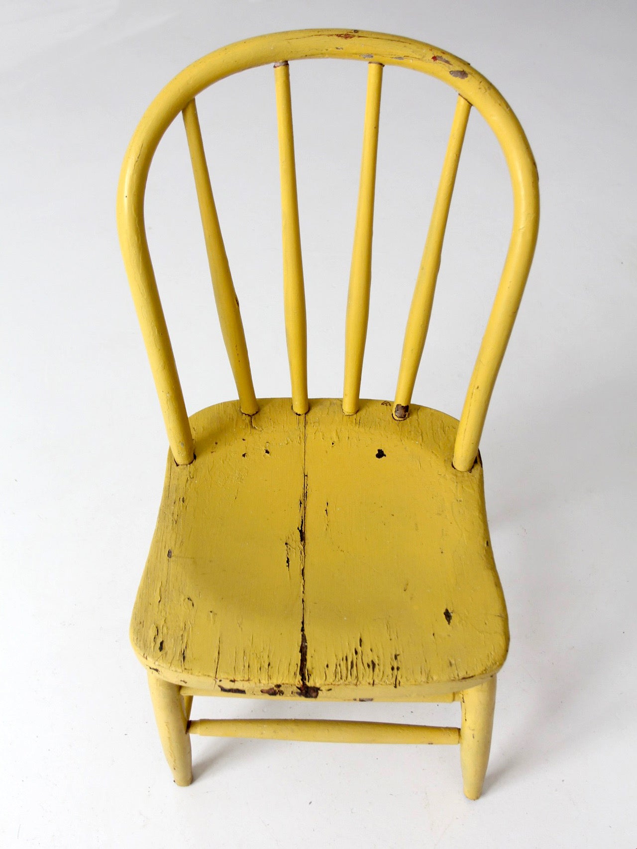 antique yellow painted Windsor spindle back chair