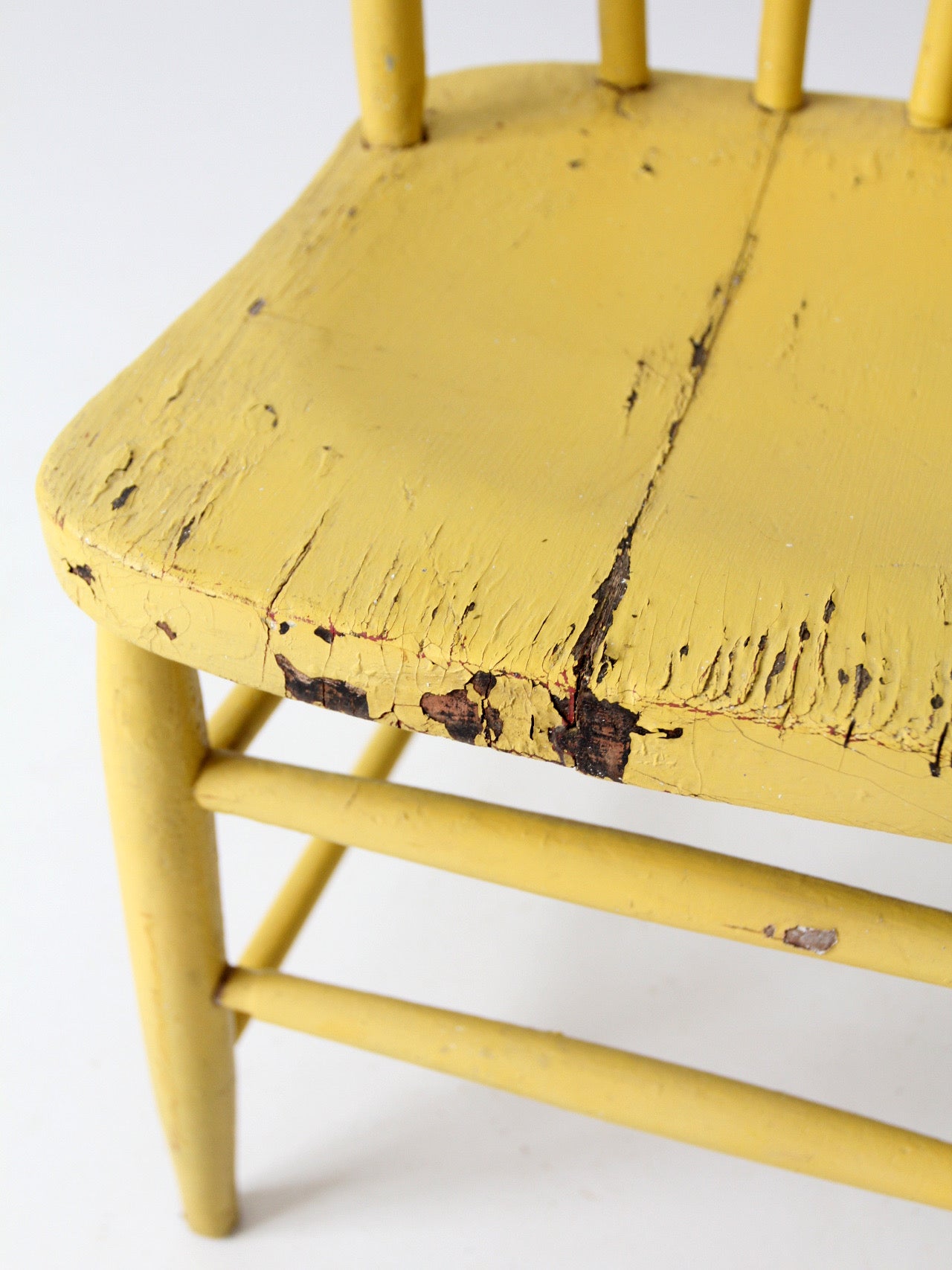 antique yellow painted Windsor spindle back chair