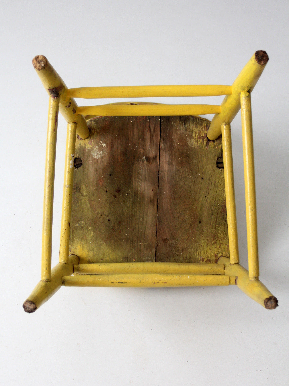 antique yellow painted Windsor spindle back chair