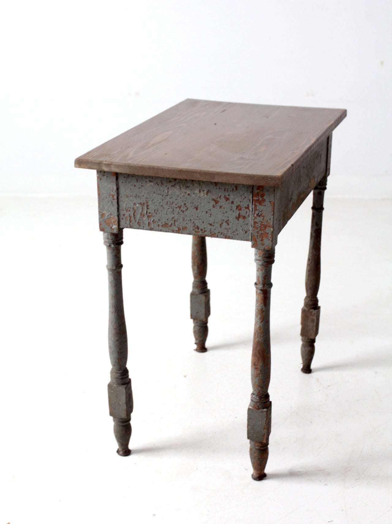 antique primitive side table – 86 Vintage
