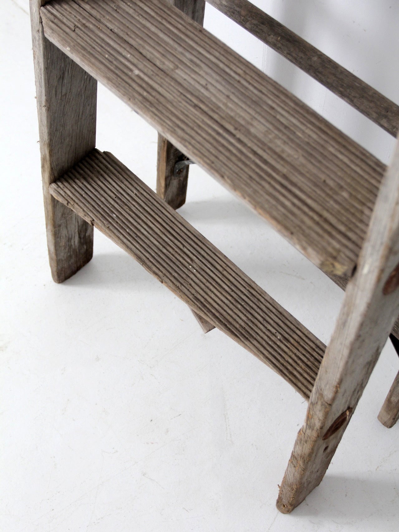 vintage wooden ladder with metal braces – 86 Vintage