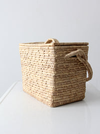 vintage woven storage basket tote