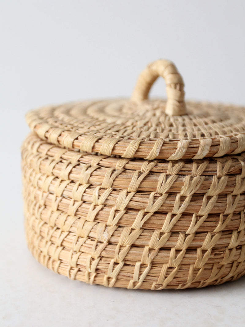 vintage hand woven grass basket set of 3