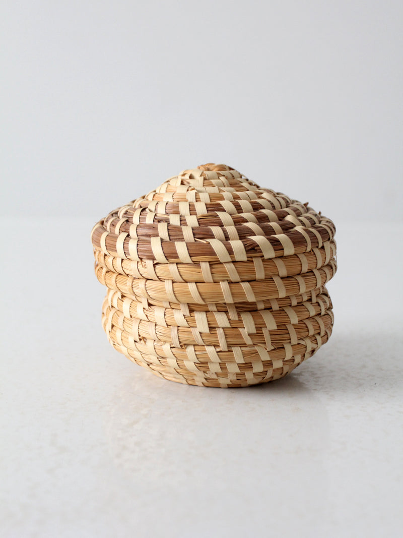 vintage hand woven grass basket set of 3