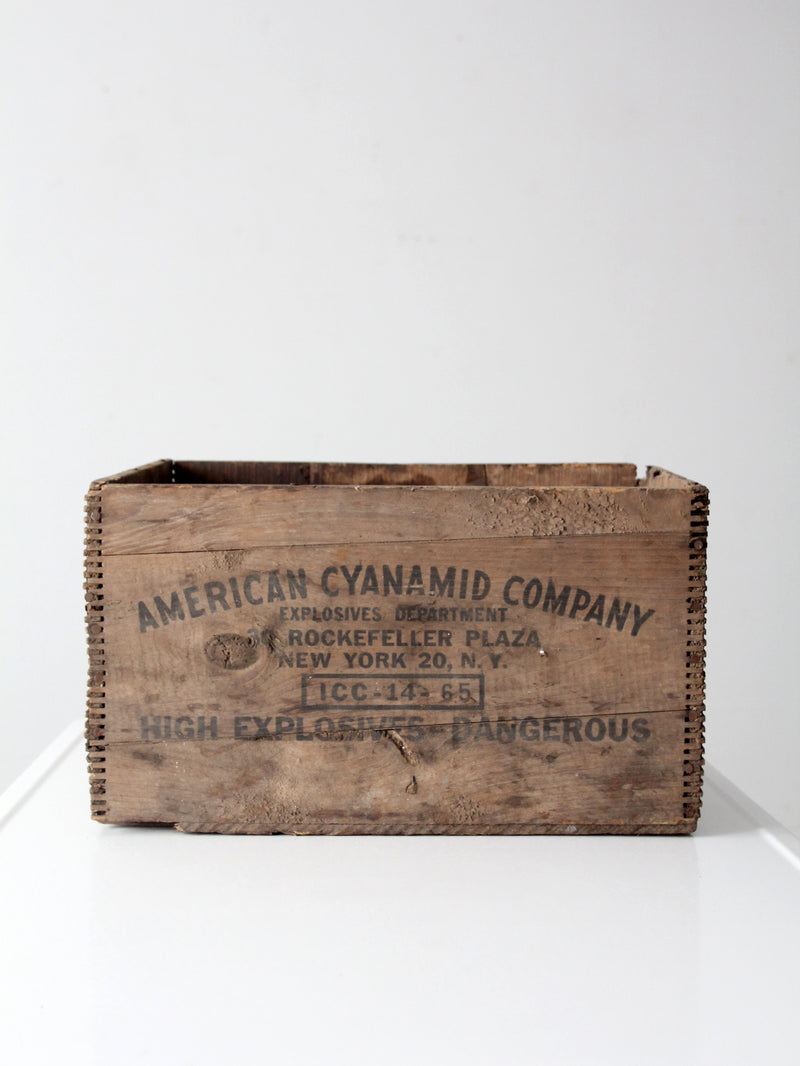 antique American Cyanamid dynamite crate – 86 Vintage