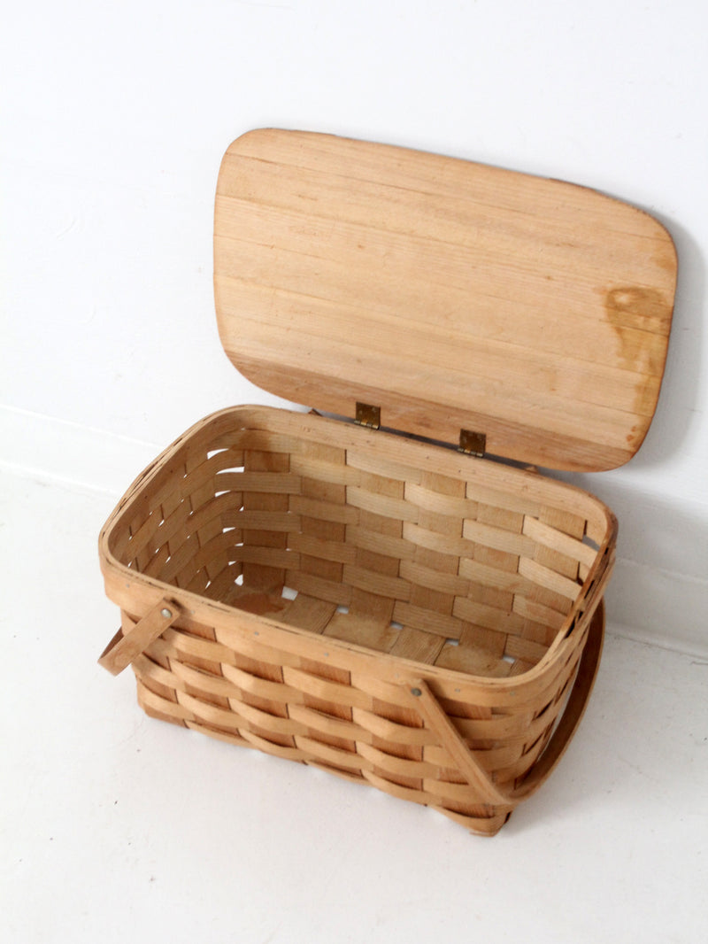 vintage Basketville picnic basket