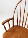 vintage Cochrane Furniture Windsor chair