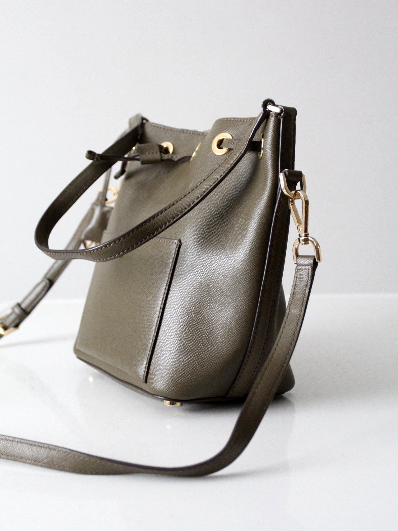 Michael Kors Greenwich leather bucket bag