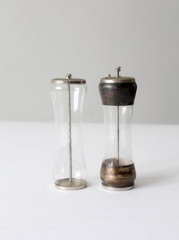 vintage Dorothy Thorpe style salt and pepper mill