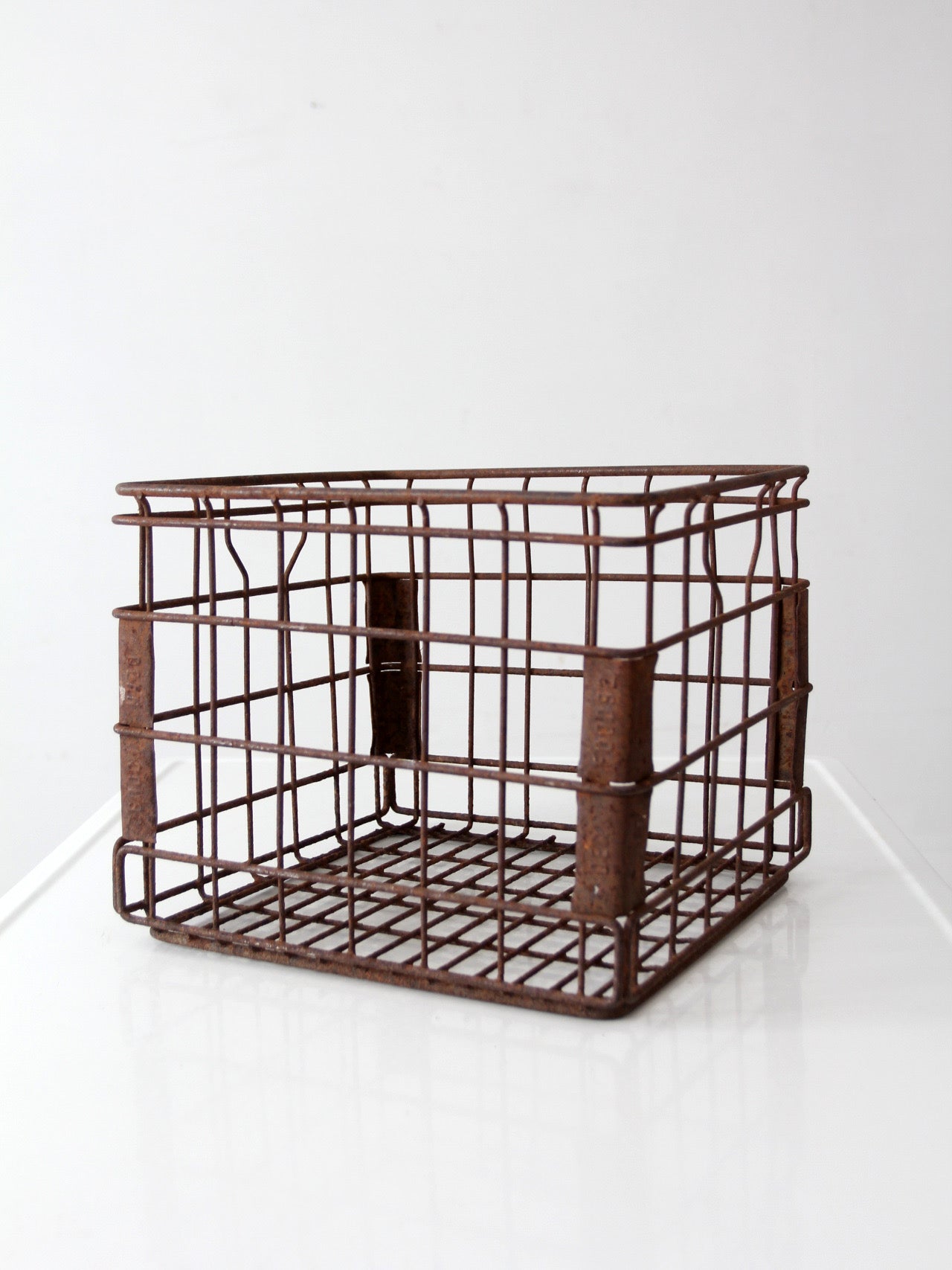 vintage Dean Foods milk crate