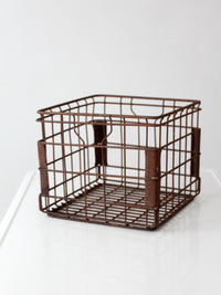 vintage Dean Foods milk crate