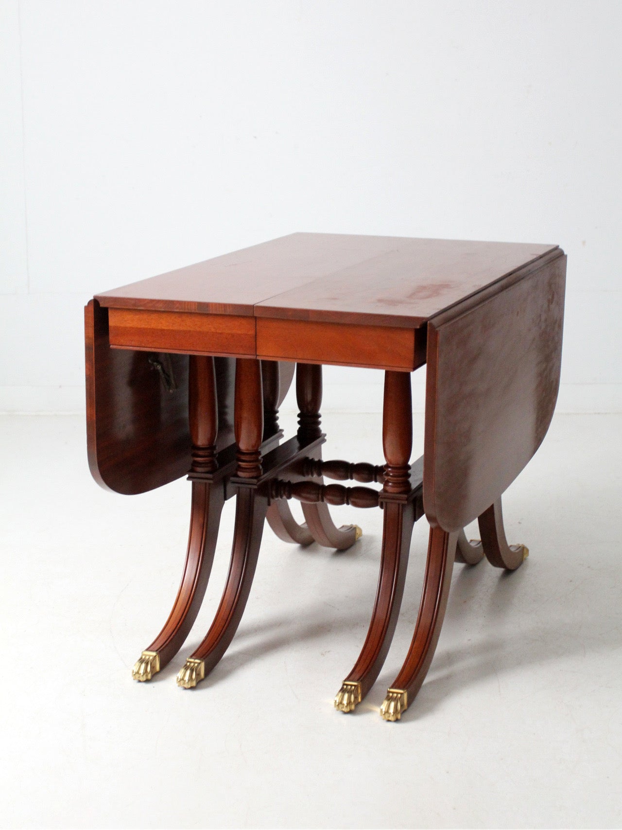 antique Duncan Phyfe style drop leaf table