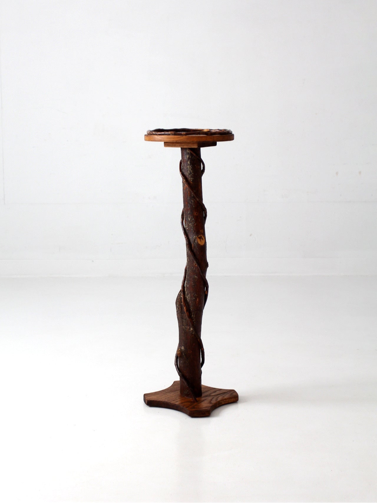 vintage rustic Adirondack twig plant stand