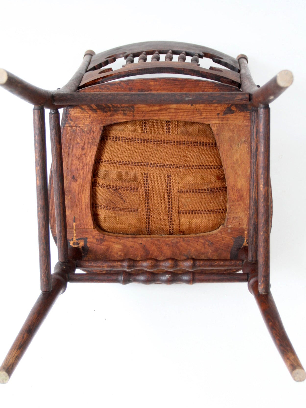 antique Eastlake Victorian oak side chair with leather seat
