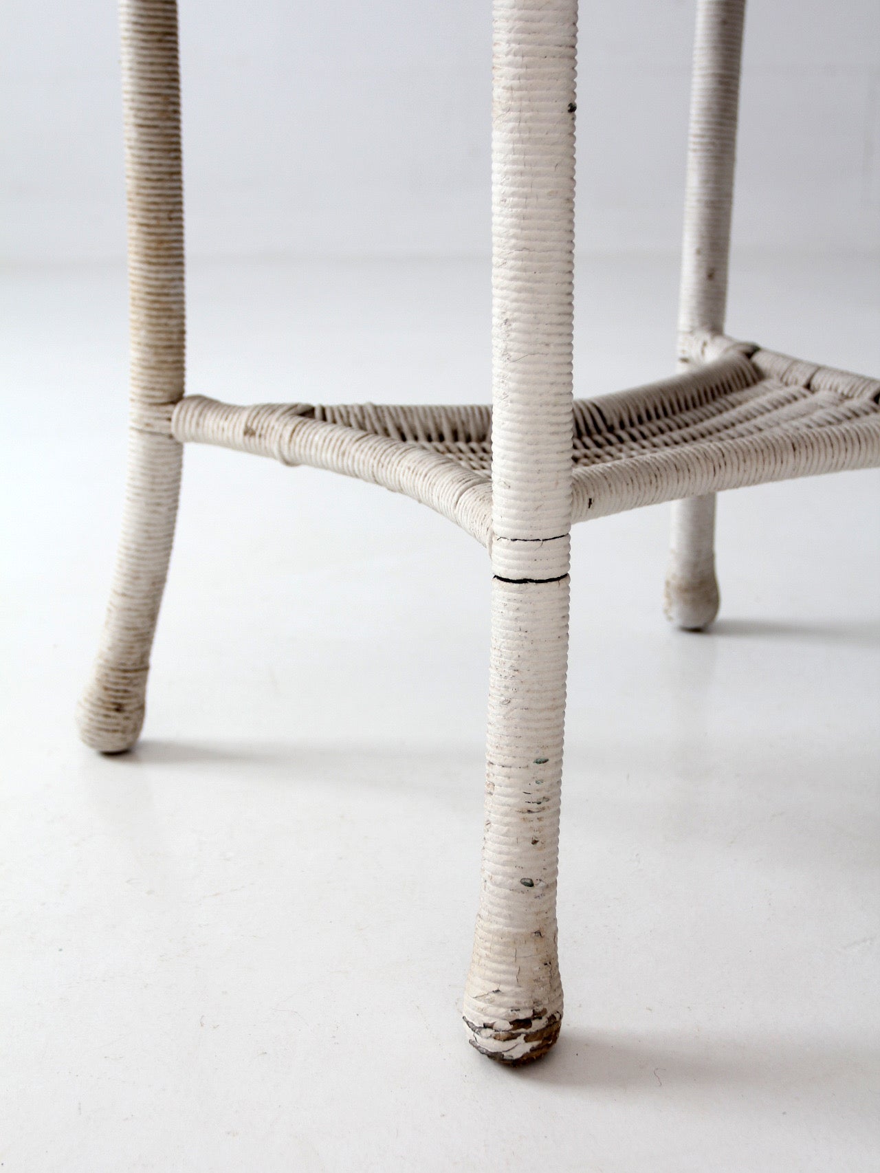 antique white wicker sunroom table