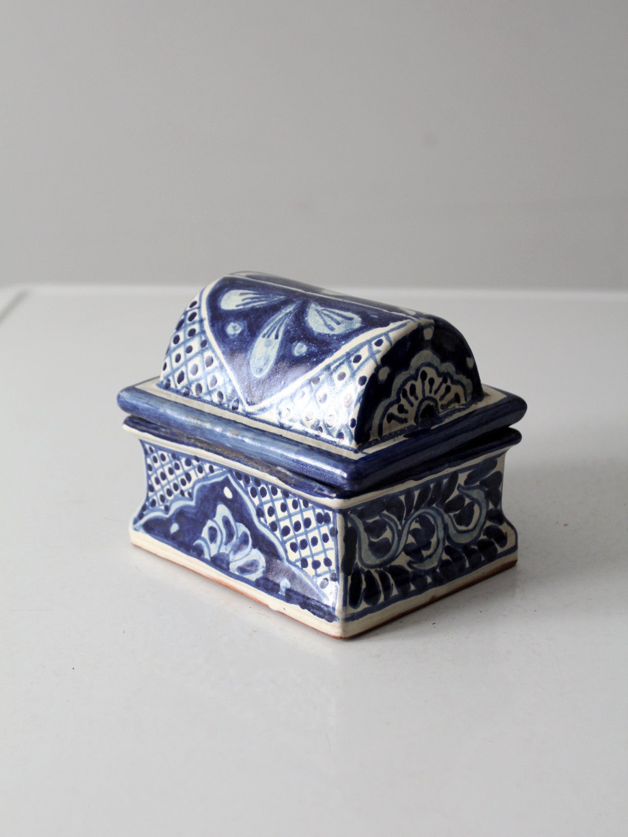 vintage Mexican Talavera style ceramic box