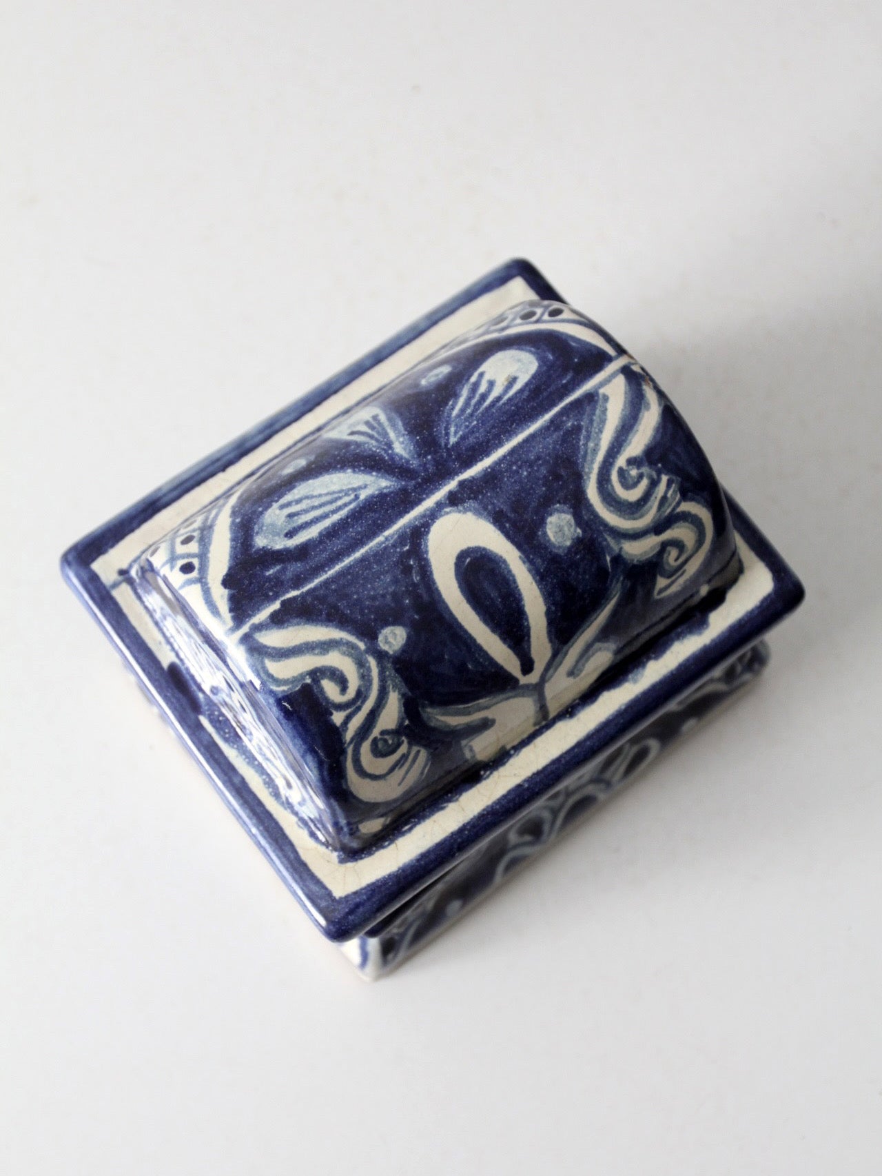 vintage Mexican Talavera style ceramic box