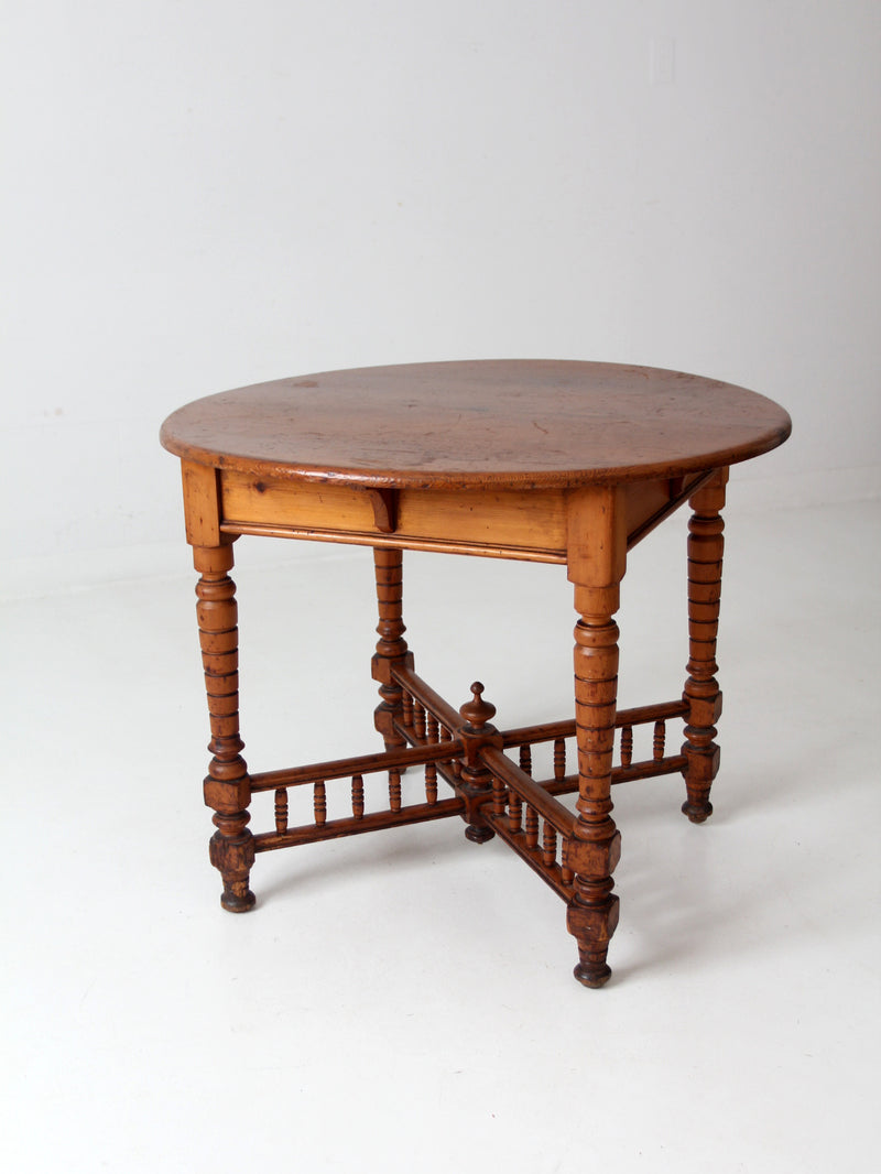 antique round accent table