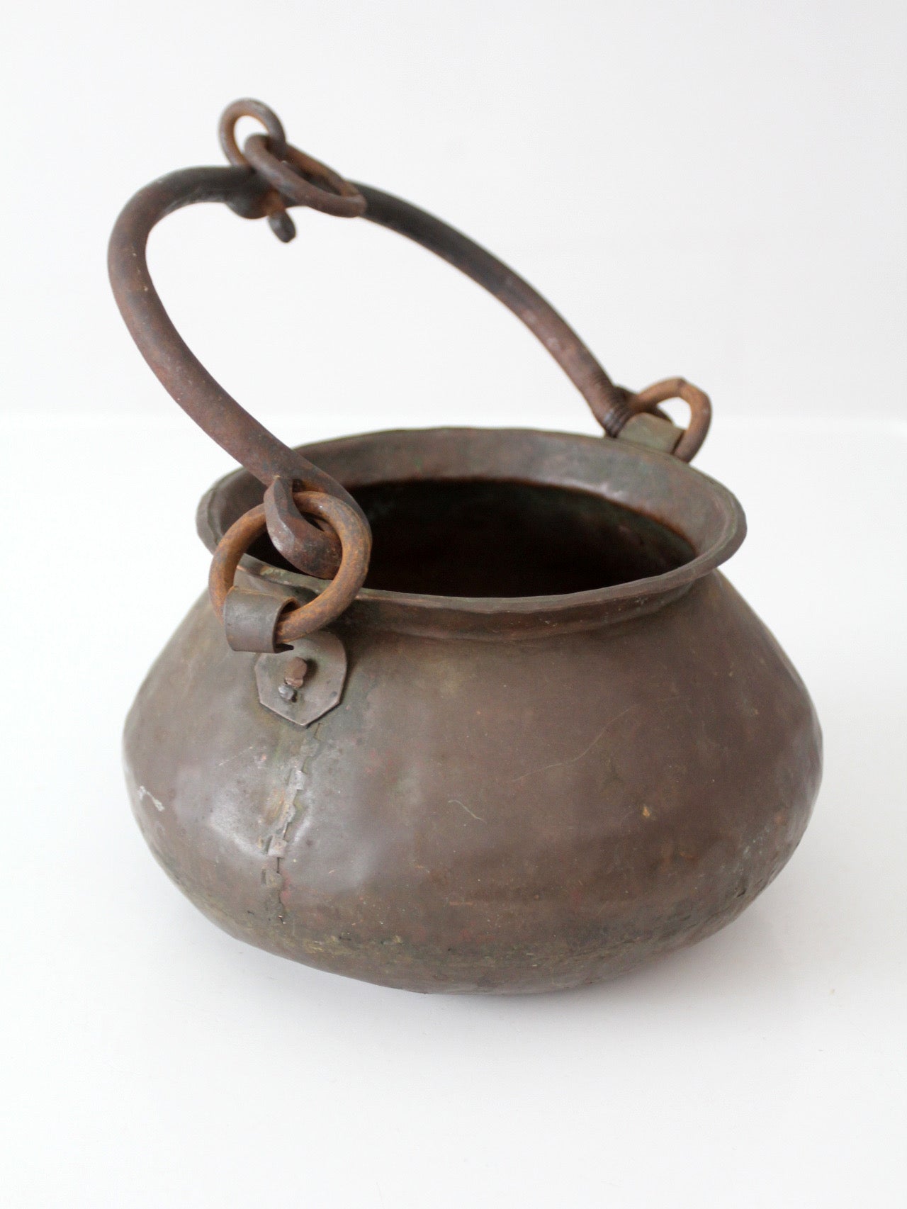 antique hand hammered copper hearth pot with iron handle