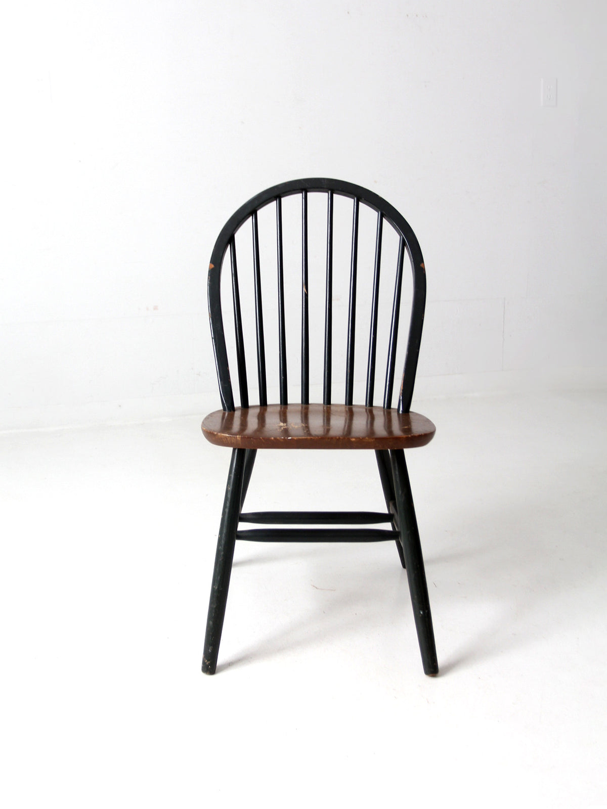 vintage farmhouse dining chair