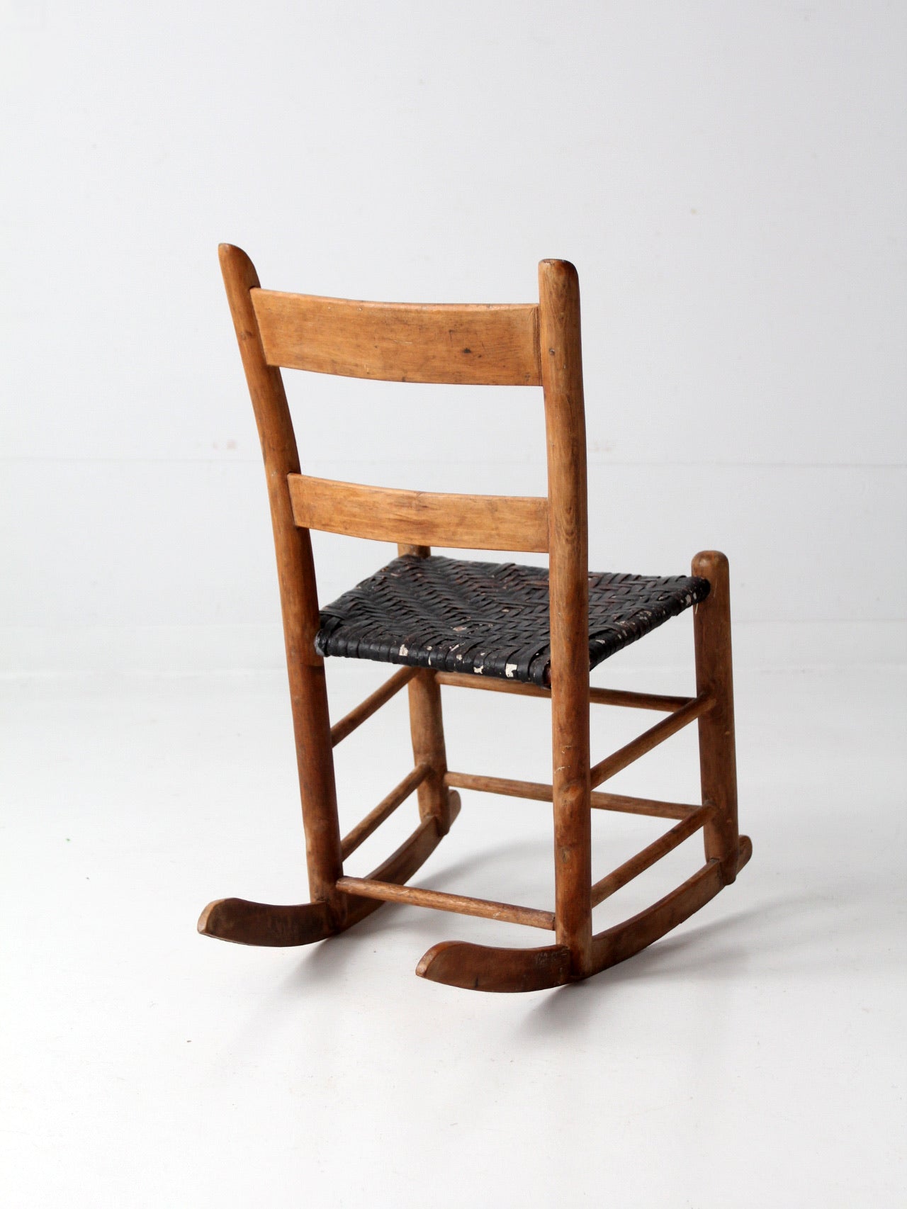 Antique children's rocking chairs 2025