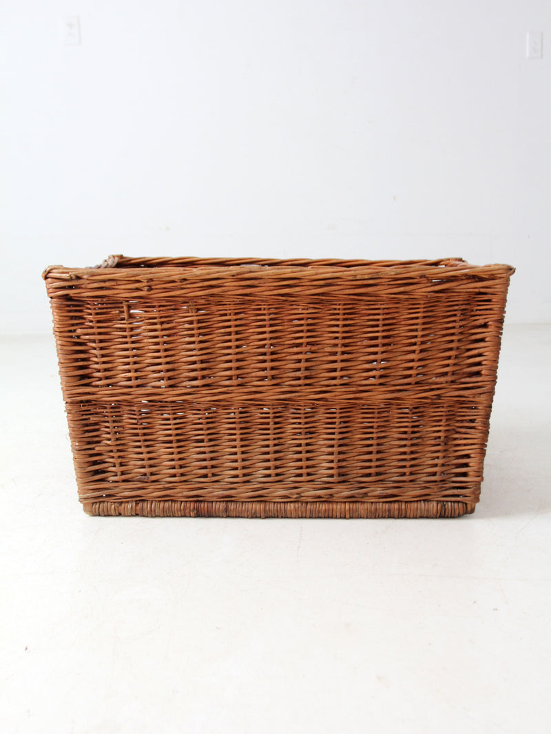 vintage rectangular wicker basket with handles