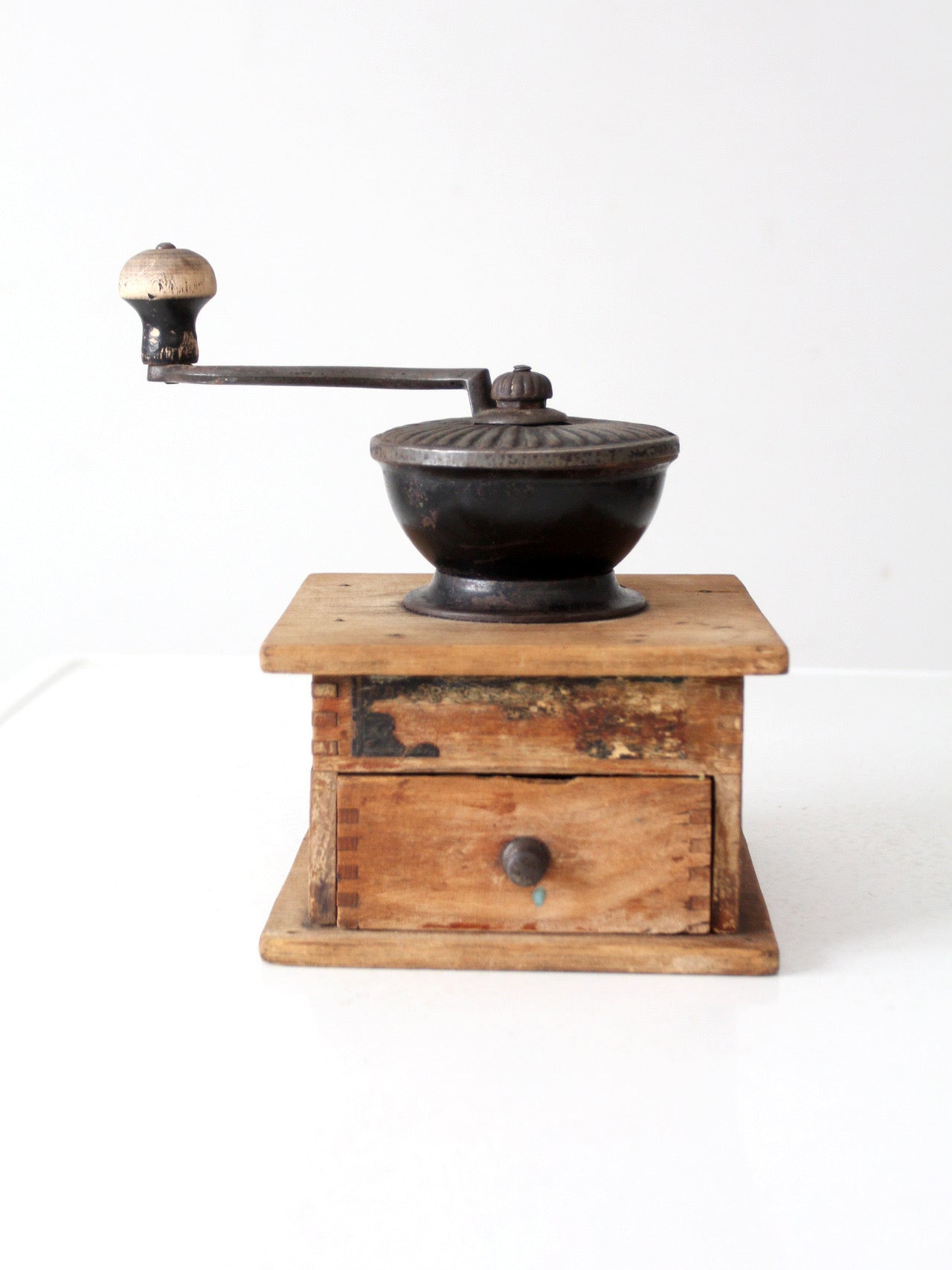 antique coffee grinder – 86 Vintage