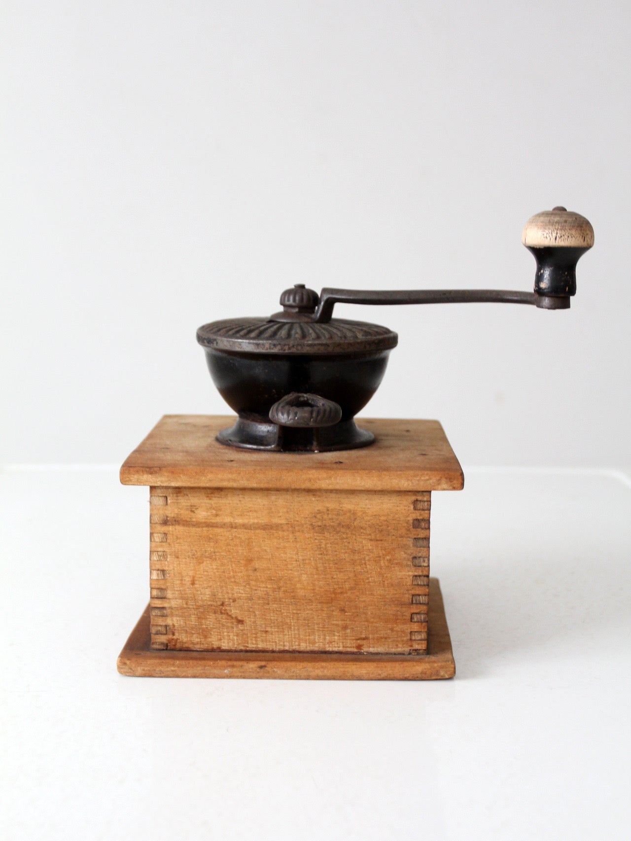 antique coffee grinder – 86 Vintage