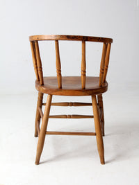 antique 1800s Windsor captain’s chair