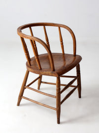antique 1800s Windsor captain’s chair