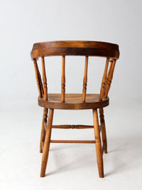 antique Windsor captain’s chair