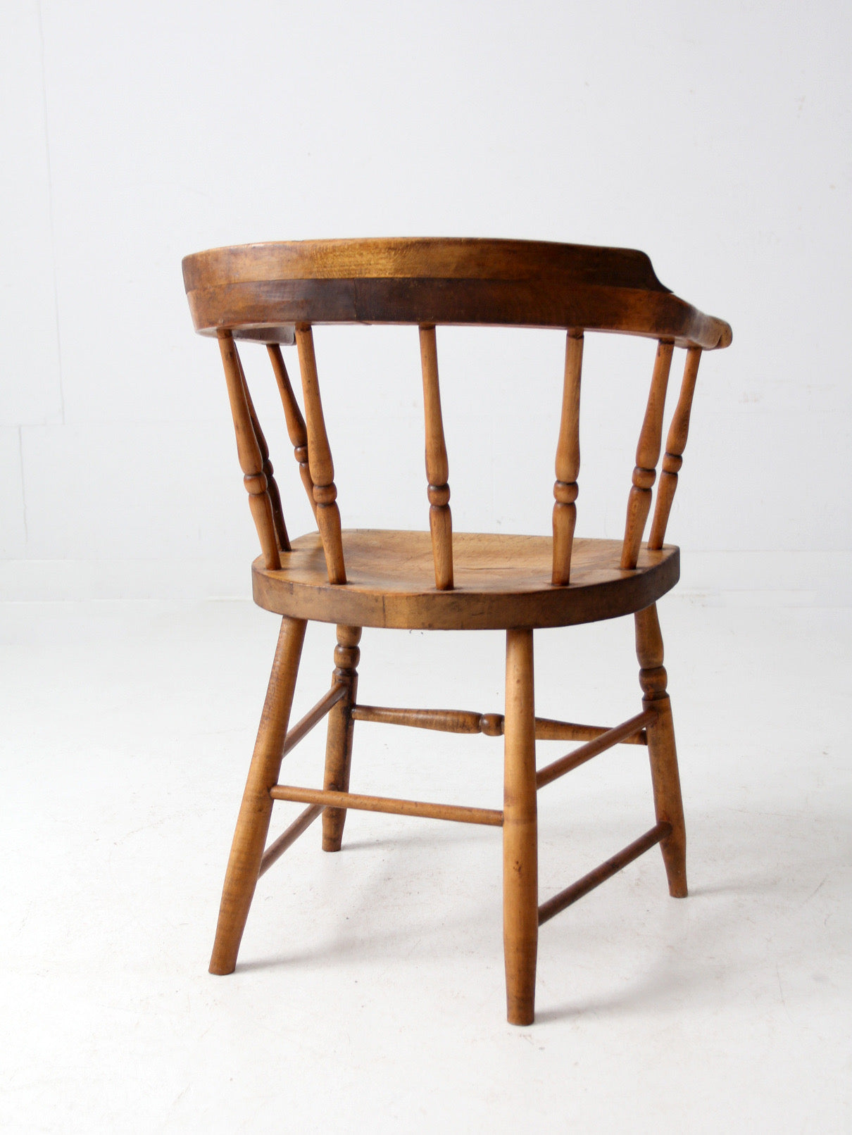 antique Windsor captain’s chair