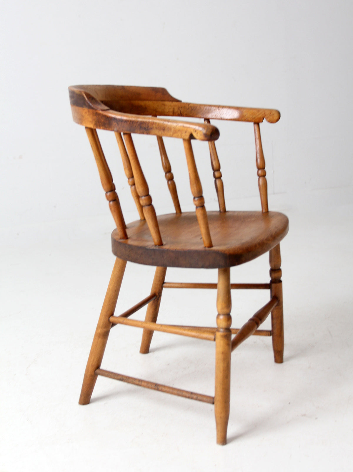 antique Windsor captain’s chair