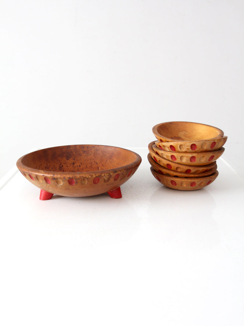 mid-century Munising salad bowl set of 7