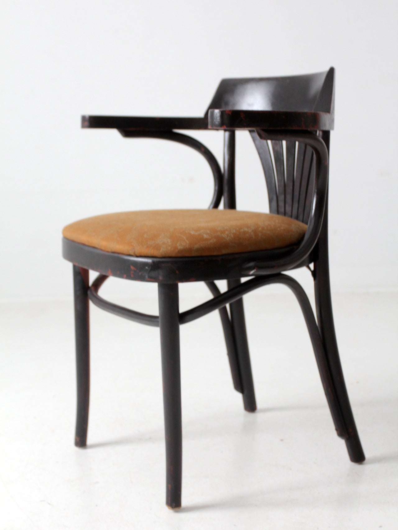 vintage bentwood chair with upholstered seat – 86 Vintage