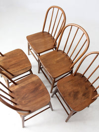 set of 5 antique bow back Windsor dining chairs