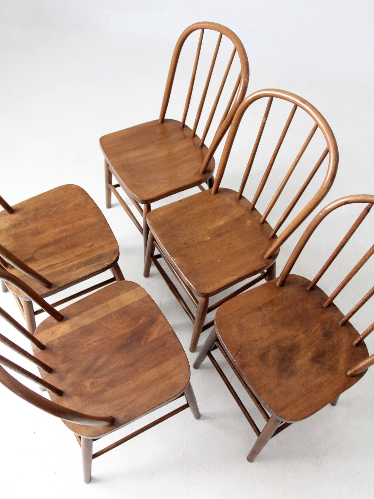 set of 5 antique bow back Windsor dining chairs
