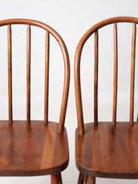 set of 5 antique bow back Windsor dining chairs