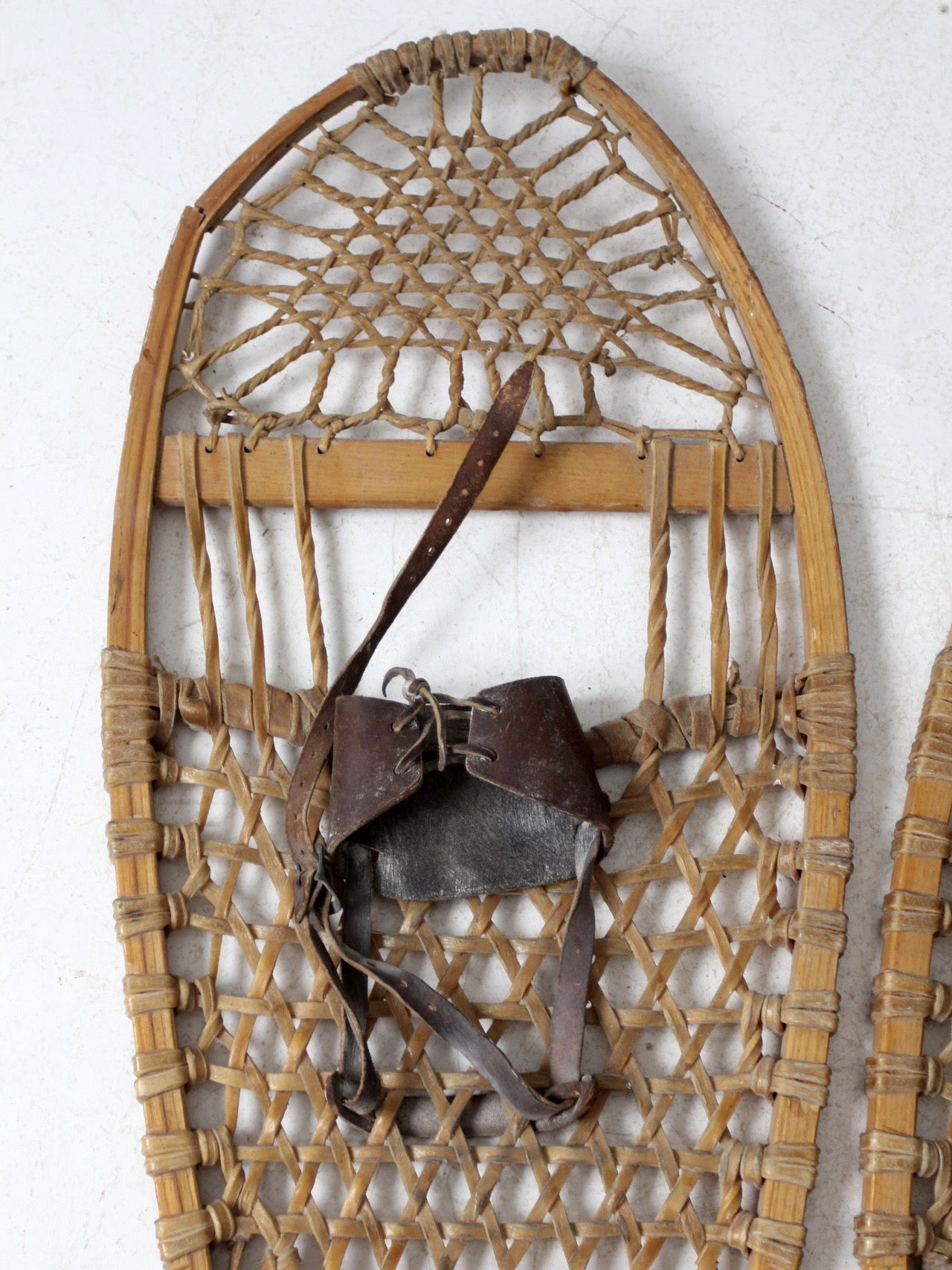 vintage snowshoes